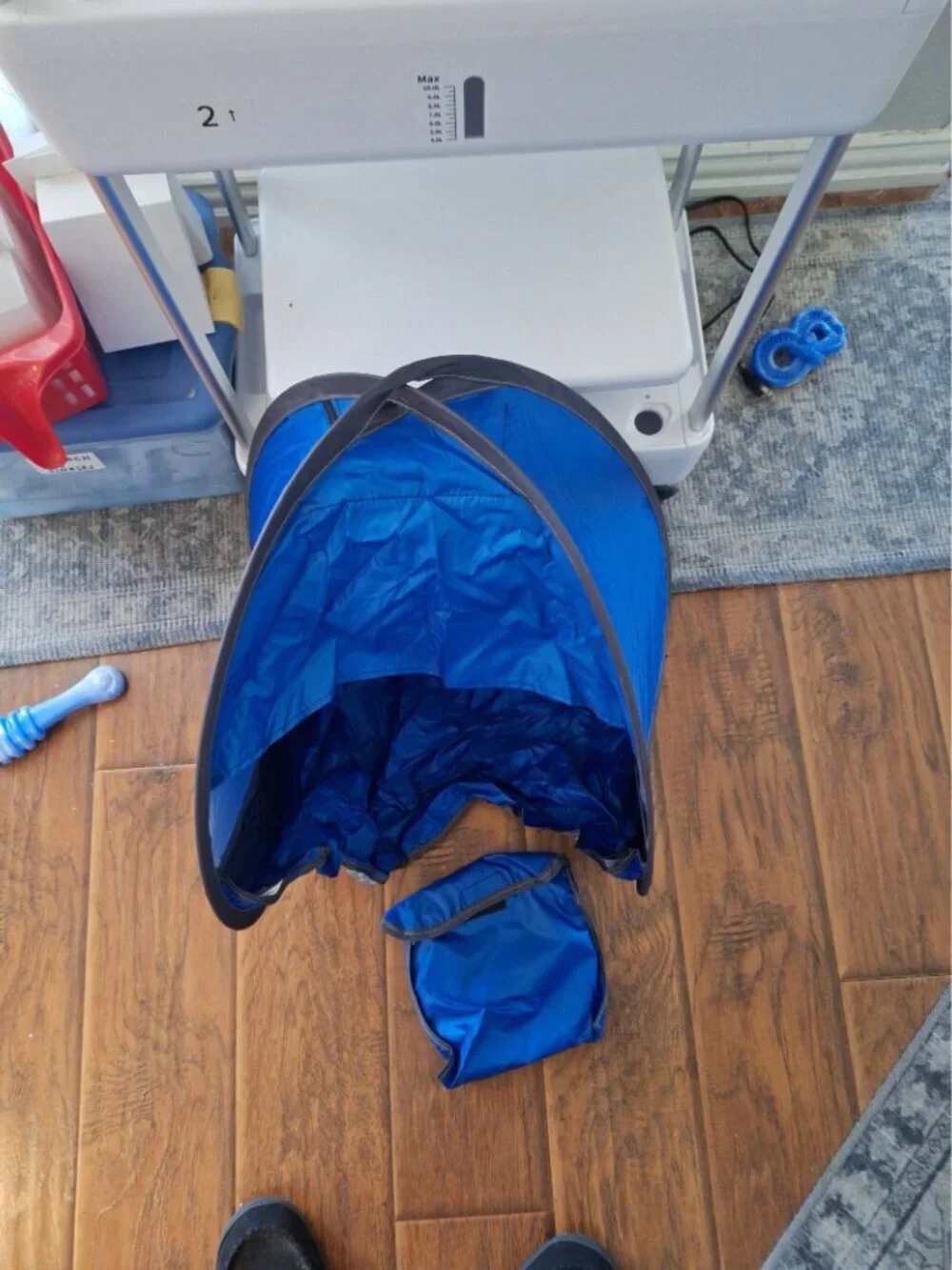 Blue Dog Tent Bed for Small Dogs or Cats – Cozy Indoor Pet House